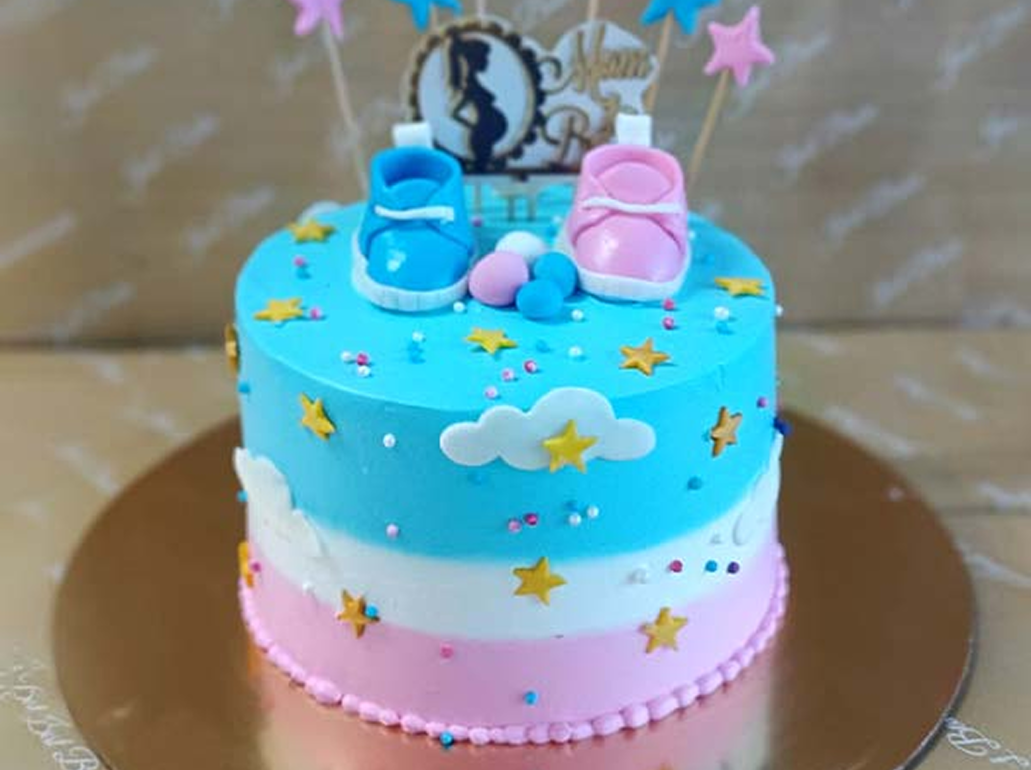 Ordering a Gender Reveal Cake